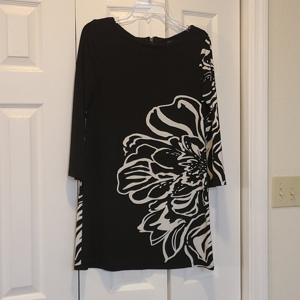 Beautiful abstract flower dress